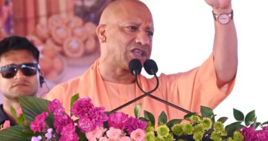 सपा-कांग्रेस से सतर्क रहेंगे तो सुरक्षित रहेंगे – सीएम योगी