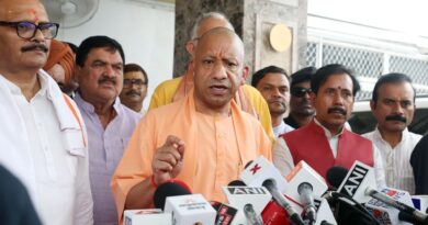 सदन में विपक्ष का आचरण अभद्रतापूर्ण, असंवैधानिक व शर्मनाक – मुख्यमंत्री योगी आदित्यनाथ